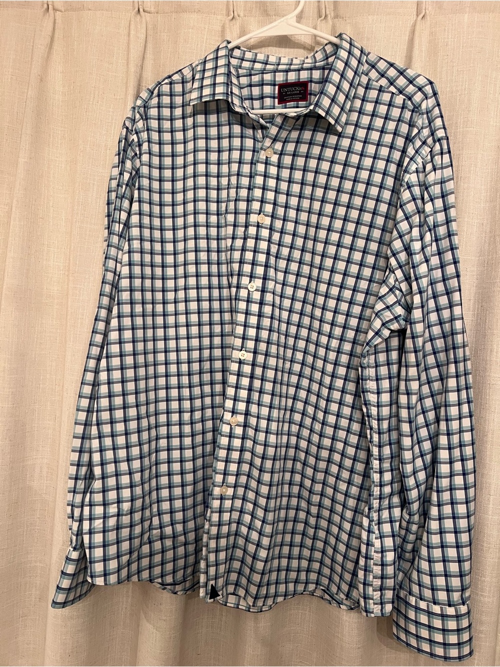 UNTUCKit Men's White and Blue Plaid Button-Down Shirt